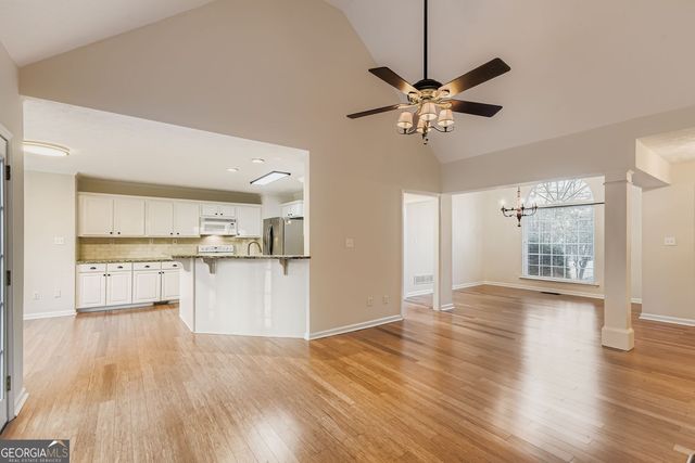 16 Inland Point, Newnan, GA 30263