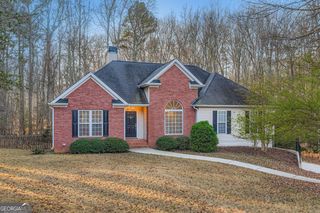 16 Inland Point, Newnan, GA 30263