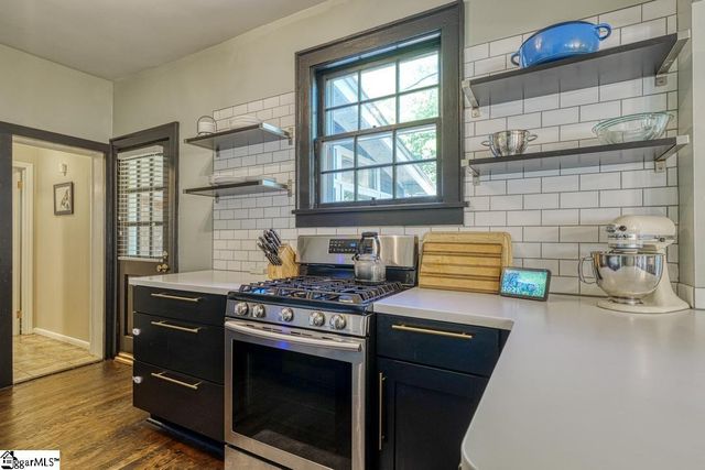 1646 Old Charlotte Road, Spartanburg, SC 29307