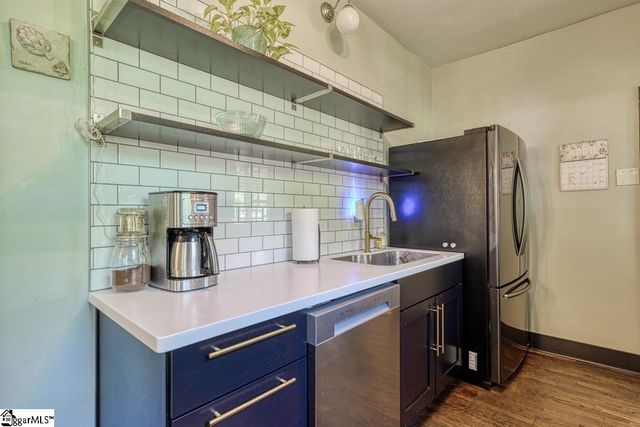 1646 Old Charlotte Road, Spartanburg, SC 29307