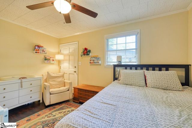 1646 Old Charlotte Road, Spartanburg, SC 29307