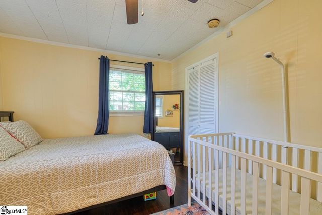 1646 Old Charlotte Road, Spartanburg, SC 29307