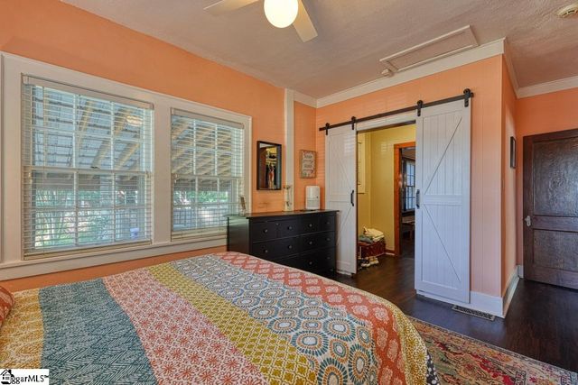 1646 Old Charlotte Road, Spartanburg, SC 29307