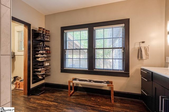 1646 Old Charlotte Road, Spartanburg, SC 29307