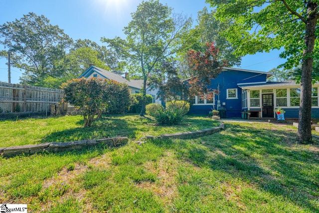 1646 Old Charlotte Road, Spartanburg, SC 29307