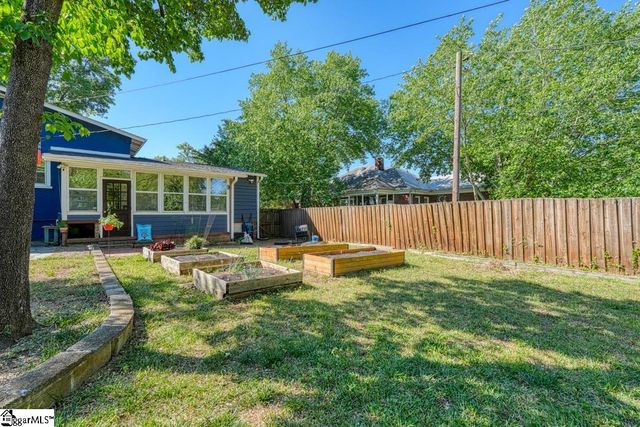 1646 Old Charlotte Road, Spartanburg, SC 29307