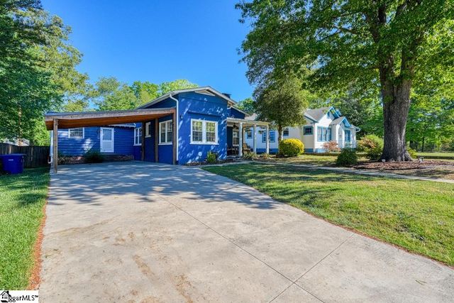 1646 Old Charlotte Road, Spartanburg, SC 29307