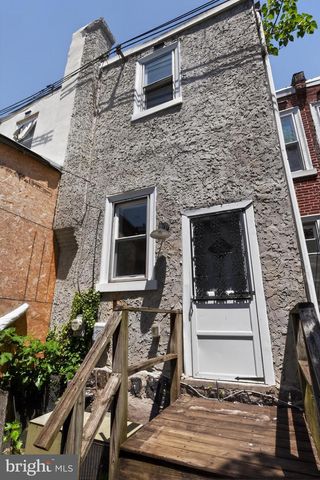 1220 S PEACH ST, Philadelphia, PA 19143