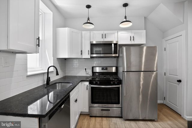 1220 S PEACH ST, Philadelphia, PA 19143