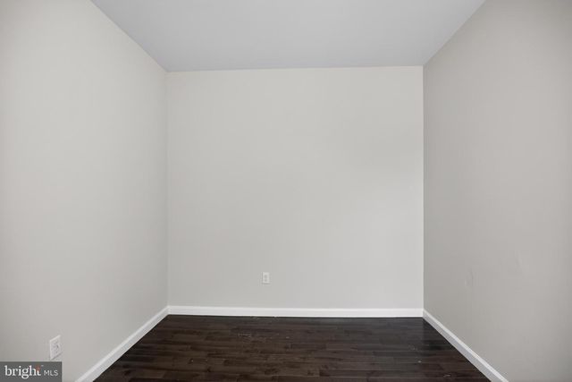 1220 S PEACH ST, Philadelphia, PA 19143