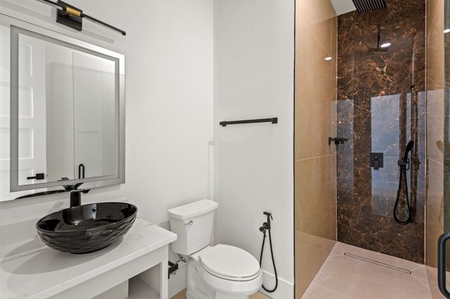 4146 Khawlah Nafal Court, Irving, TX 75038