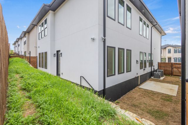 4146 Khawlah Nafal Court, Irving, TX 75038