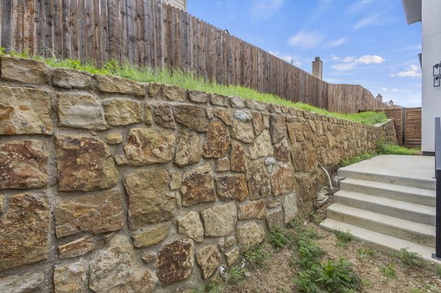 4146 Khawlah Nafal Court, Irving, TX 75038