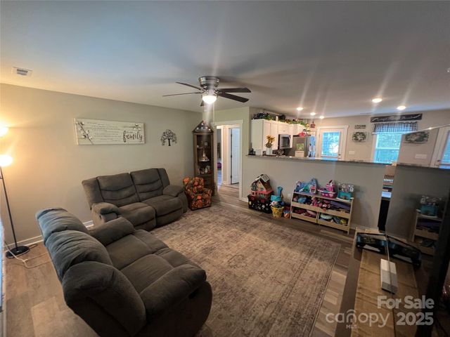1723 Lowder Street, Albemarle, NC 28001