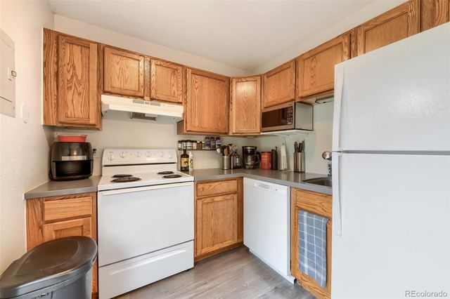 790 W Moorhead Circle E, Boulder, CO 80305