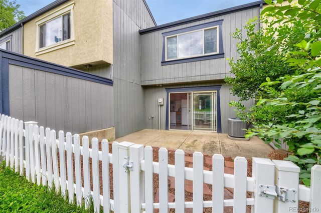 790 W Moorhead Circle E, Boulder, CO 80305