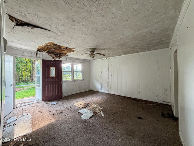 183 Sand Hills Road, Camden, NC 27921