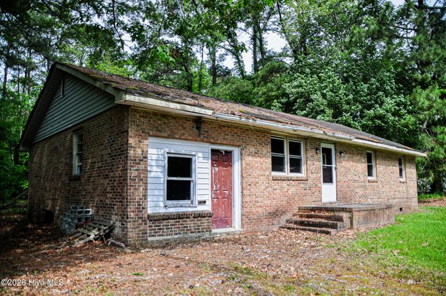 183 Sand Hills Road, Camden, NC 27921