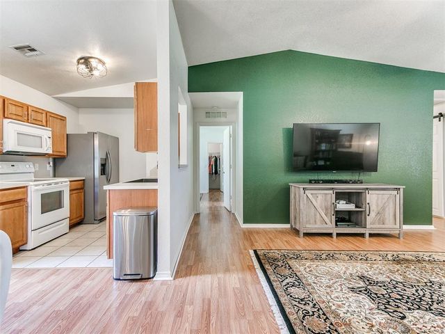 14908 Marbleleaf Drive, Edmond, OK 73013