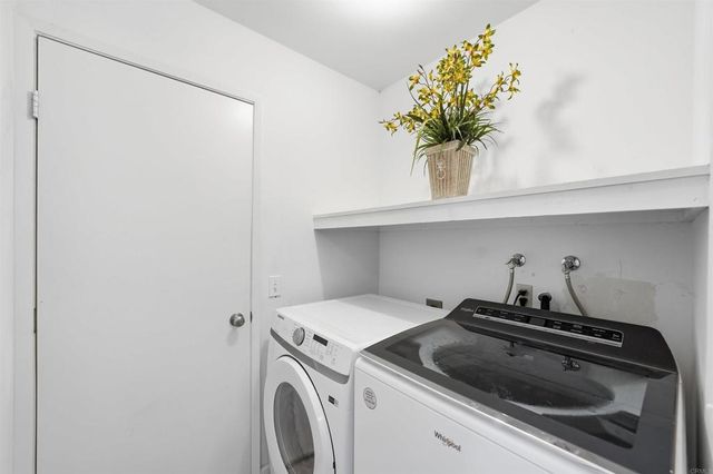 2327 Amber Lane, Escondido, CA 92026