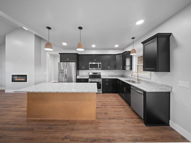 6400 Thomas Twin Oak Rd, Baxter, TN 38544