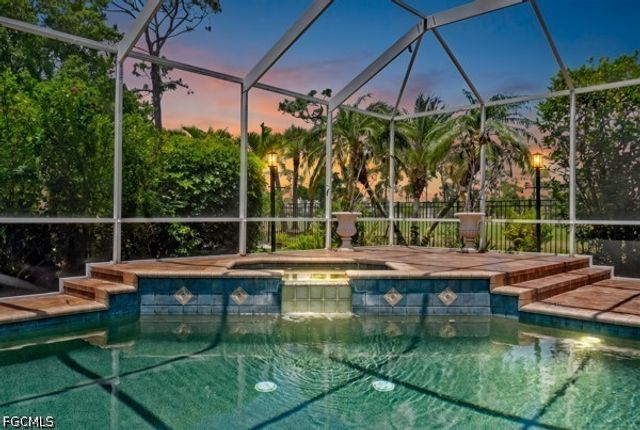 1221 SW 19th LN, Cape Coral, FL 33991