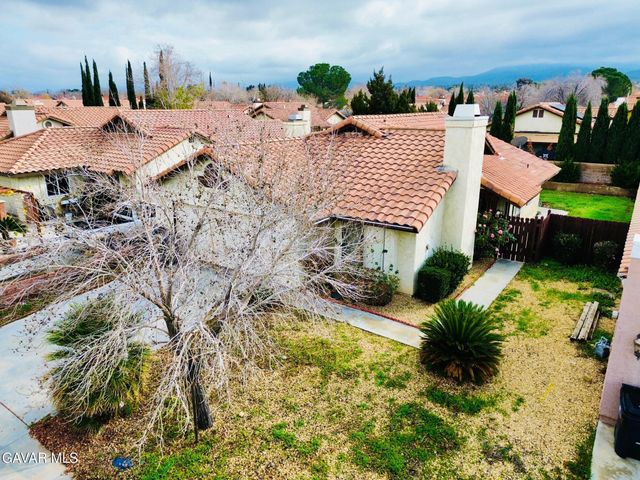 3220 E Avenue S2, Palmdale, CA 93550