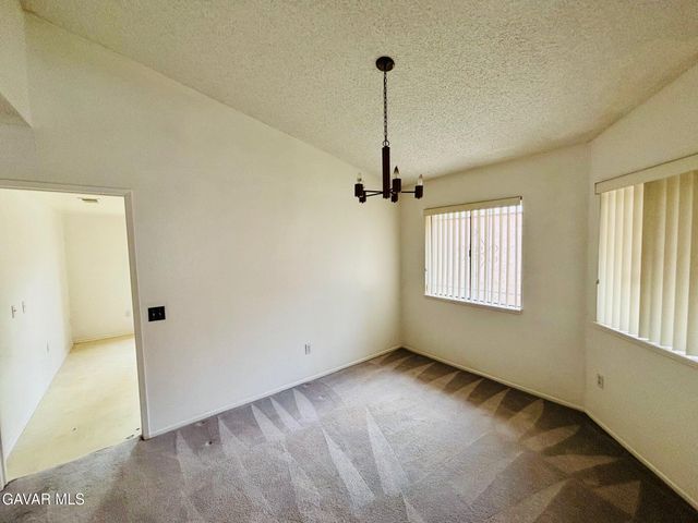 3220 E Avenue S2, Palmdale, CA 93550