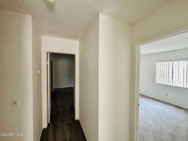 3220 E Avenue S2, Palmdale, CA 93550