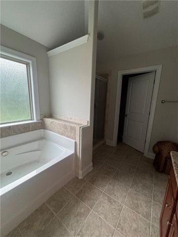 1246 Branlee Drive SE, Conyers, GA 30013