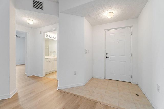 2729 Anzio Court 203, Palm Beach Gardens, FL 33410