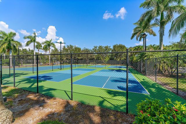 2729 Anzio Court 203, Palm Beach Gardens, FL 33410