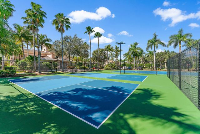 2729 Anzio Court 203, Palm Beach Gardens, FL 33410