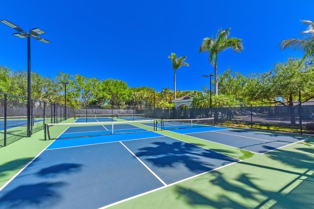 2729 Anzio Court 203, Palm Beach Gardens, FL 33410