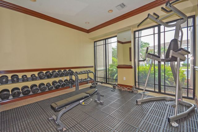 2729 Anzio Court 203, Palm Beach Gardens, FL 33410