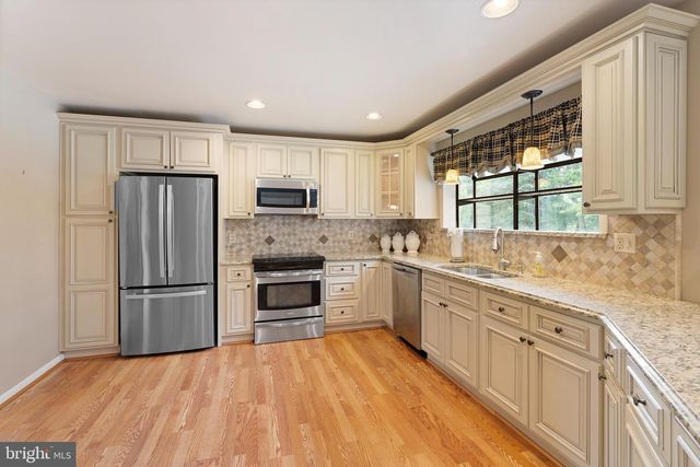 21 BARTHEL CT, Lutherville Timonium, MD 21093