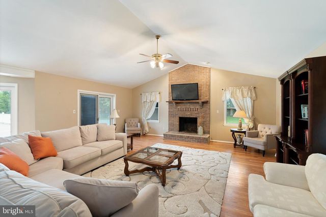 21 BARTHEL CT, Lutherville Timonium, MD 21093