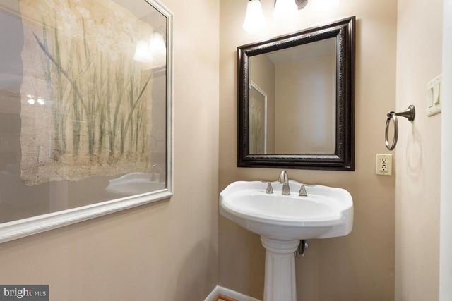 21 BARTHEL CT, Lutherville Timonium, MD 21093