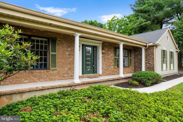 21 BARTHEL CT, Lutherville Timonium, MD 21093
