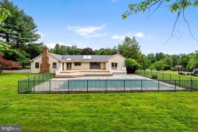 21 BARTHEL CT, Lutherville Timonium, MD 21093