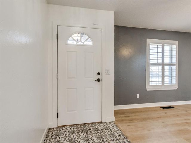 244 Beard Drive, Midwest City, OK 73110