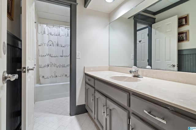 5236 KIRKWALL LANE, Birmingham, AL 35242