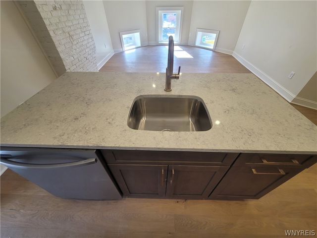 884 Main Street 4, Buffalo, NY 14202