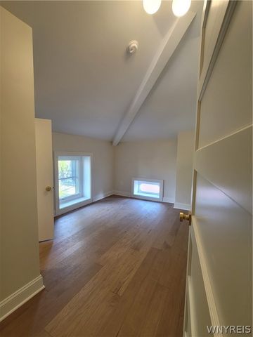 884 Main Street 4, Buffalo, NY 14202