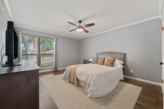 6138 N Jim Miller Road, Dallas, TX 75228