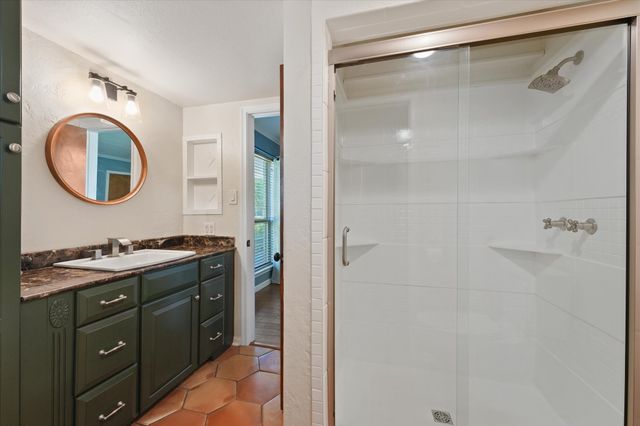 6138 N Jim Miller Road, Dallas, TX 75228