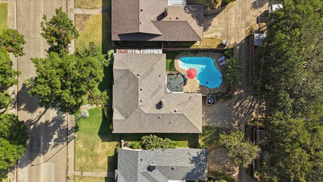6138 N Jim Miller Road, Dallas, TX 75228
