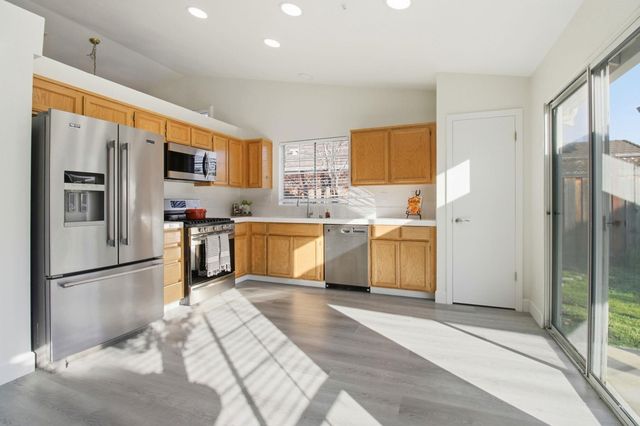 6953 6953 Foxtail Dr, Livermore, CA 94551