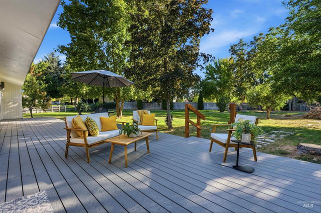 9298 W Teakwood Dr, Boise, ID 83709