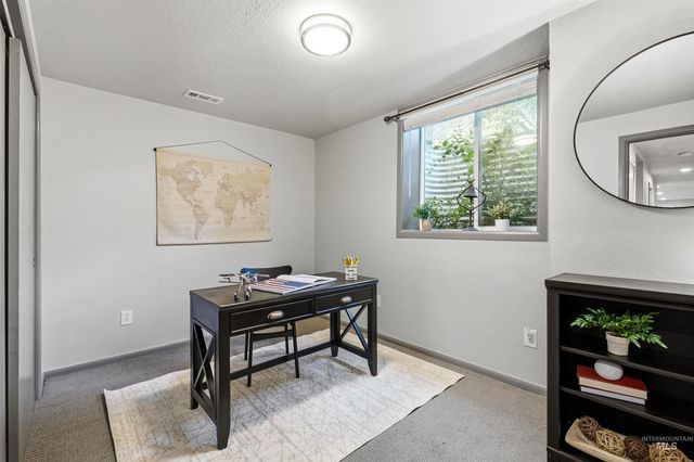 9298 W Teakwood Dr, Boise, ID 83709